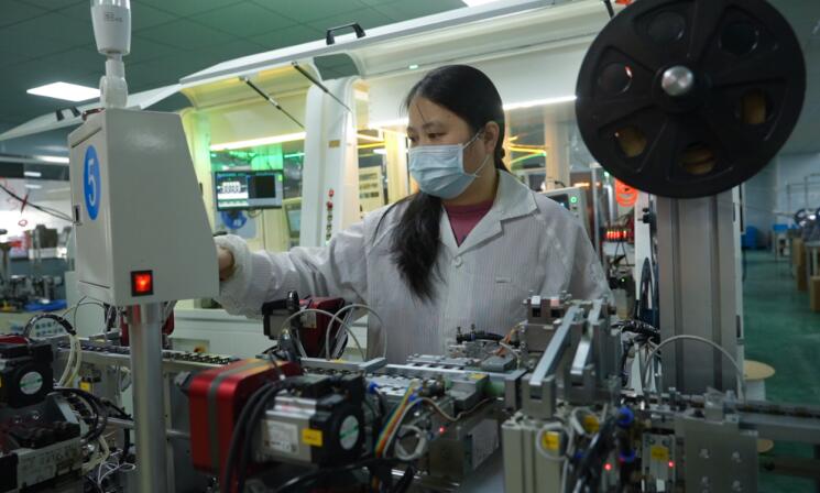 铜陵市郊区 以研发技改赋能，电子科技引领“老制造”迈向“智慧工厂”